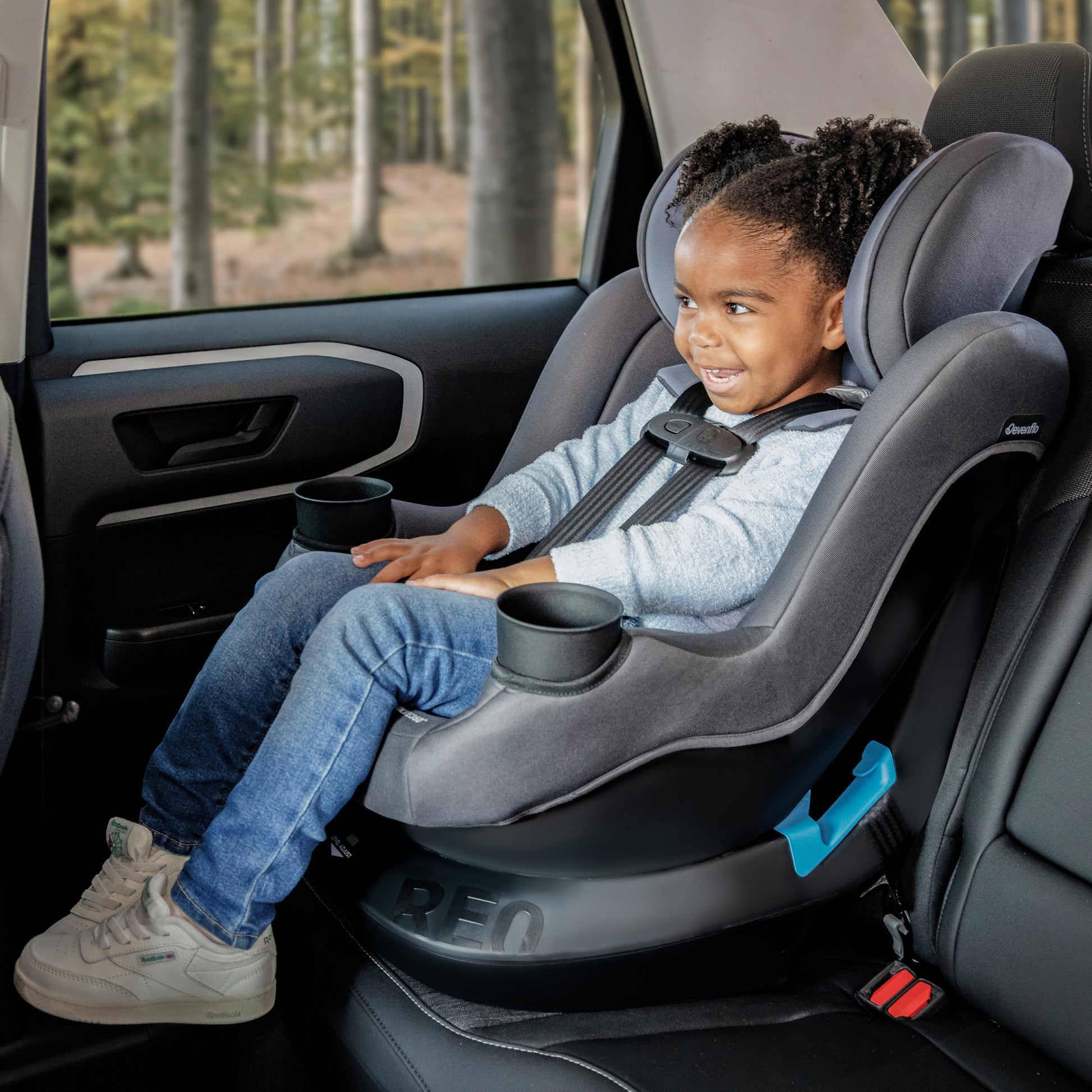REO by Revolve360 Rotating Convertible Car Seat